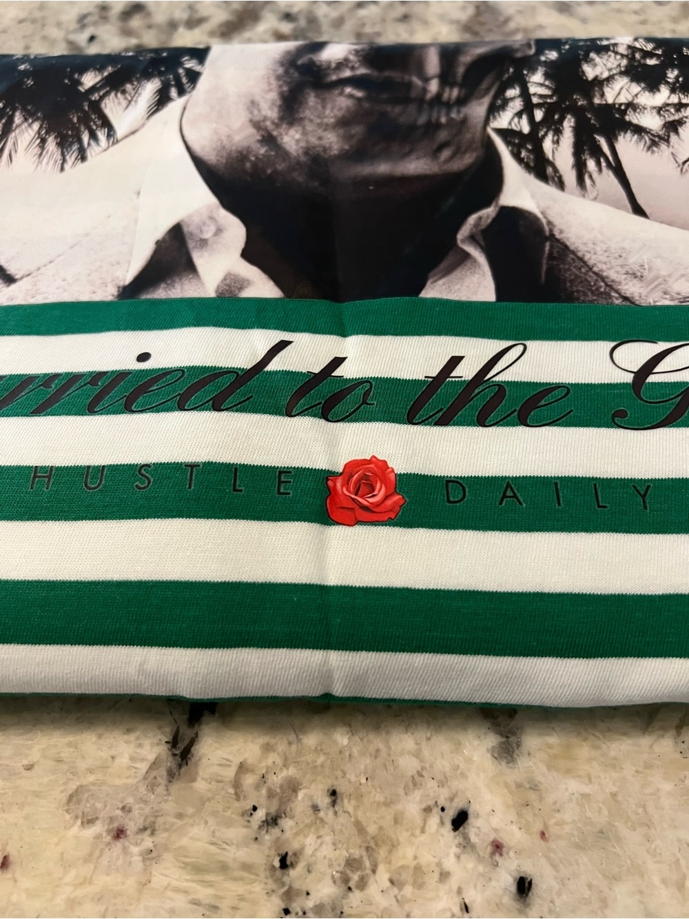Hasta Meurte Green & White Striped Graphic Tee with Pablo Escobar “Hustle Daily - Picture 9 of 9